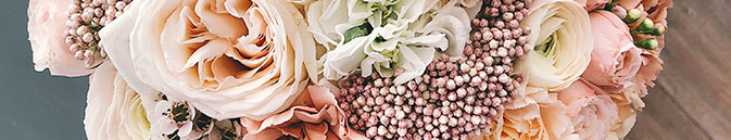 заказывайте цветы в местном магазине в Колпино от Гранд-Флора